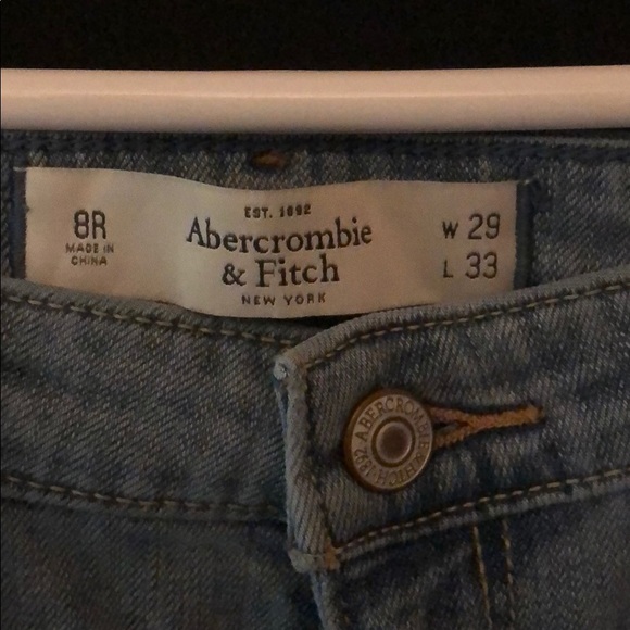 Abercrombie and Fitch distressed jeans - Picture 2 of 3